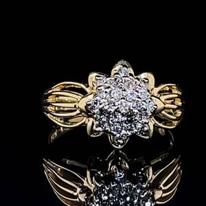 lot 108 image: Elegant Estate Diamond Cluster Scalloped Seashell Band Ring in Yellow Gold