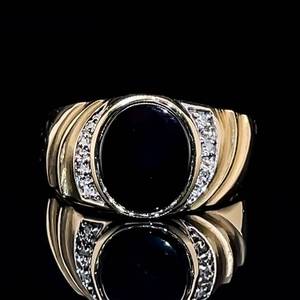 lot 109 image: Mens Statement Contemporary Oval Onyx & Diamond Textured Estate Ring in Yellow Gold