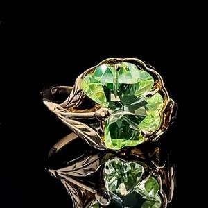 lot 111 image: Lucky Four-Leaf Clover Simulated Peridot Estate Vintage Ring in Yellow Gold