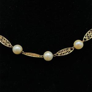 lot 57 image: White Pearl & Filigree Leaf Link Vintage Estate 16 Necklace in 14k Yellow $1850 Retail