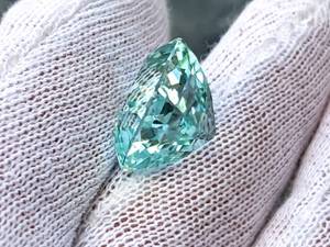 lot 8A image: 18.79 Carat Natural Aquamarine Gemstone $9400 Retail