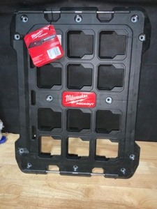 Milwaukee PACKOUT Wall and Floor Mounting Plate. See Pictures