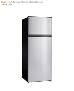 Vissani 7.1 cu. ft. Top Freezer Refrigerator in Stainless Steel Look. See Pictures