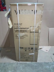 Vissani 7.1 cu. ft. Top Freezer Refrigerator in Stainless Steel Look. See Pictures