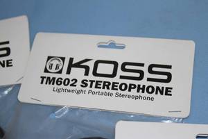 lot 42 image: Lot of 4 - New - Koss Lightweight Stereo Headphones w 3.5mm Plug