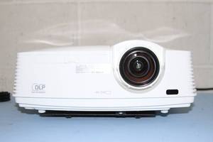 lot 44 image: Mitsubishi XD600U XGA 3D Conference Room & Home Theater 4500-Lumens of Brightness DLP Projector with HDMI
