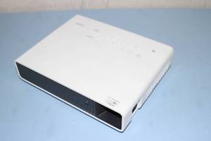 lot 110 image: Casio XJ-M140 Signature Series 2500-Lumen Long-Life (20,000 Hours) High Definition HD DLP Projector