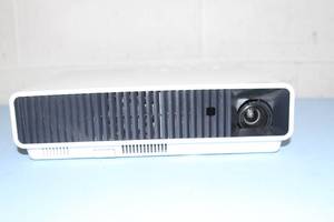 lot 111 image: Casio XJ-M140 Signature Series 2500-Lumen Long-Life (20,000 Hours) High Definition HD DLP Projector