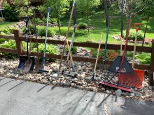 LawnGardenSnow Lot 2