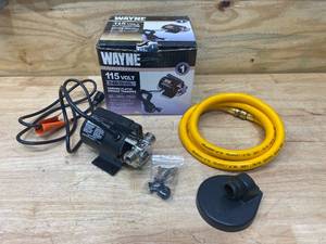 lot 48 image: WAYNE 115 Volt Utility Pump