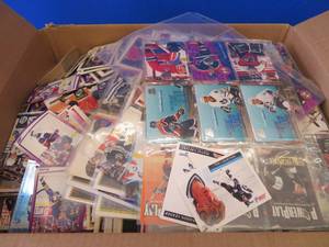 LARGE BOX OF HOCKEY AND SOME BASEBALL CARDS