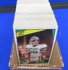 1984 FOOTBALL CARDS