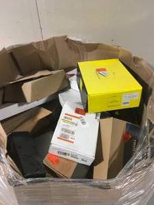 Mix Lot of BathroomKitchen Faucets - Various Models, Open Boxes - Review all pictures