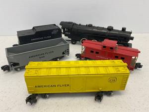 American Flyer Post War Chicago Northwestern Line 282 Engine And Tender, Rail Cars And Caboose