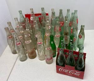 Large Group Of Vintage Collectible Soda Bottles Including Coca Cola, Pepsi, RC Cola, 7Up And More