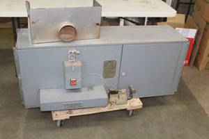 lot 905 image: Trane RFH-81GB Natural Gas Furnace