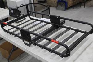 lot 906 image: Cargo Rack with 2 Receiver