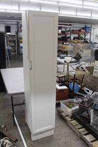 lot 910 image: Storage Cabinet 1-door