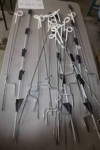 lot 919 image: Lot of (18) Electric Fence Stakes