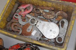 lot 948 image: Misc. Hooks, Pullies and Pins