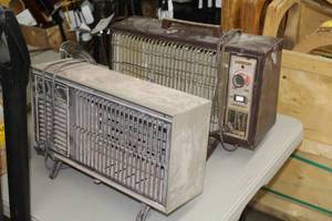 lot 965 image: Space Heaters