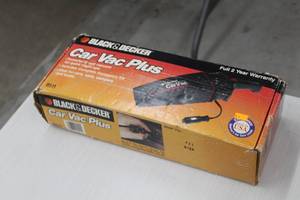 lot 1000 image: Black & Decker Car Vac Plus 12-Volt Car Vacuum (in original box)