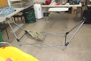 lot 1024 image: Hammock Stand