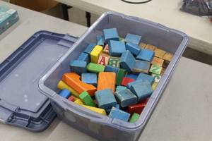 lot 1057 image: Lot of (1 Tote) Childrens Wood Blocks