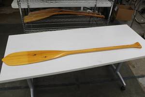 lot 1087 image: Wood Oar 54