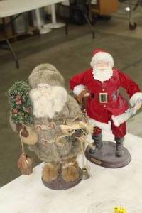 lot 1101 image: Lot of (2) Santa Table Dcor