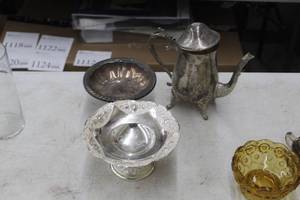 lot 1108 image: Lot of (3) Decorative Housewares - Serving Bowls, Pitcher