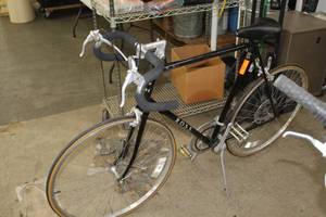 lot 1125 image: Ross Gran Tour II 26 Mens 10-speed Street Bike 26 Black Frame