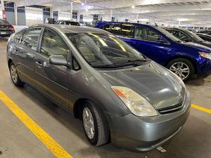 2005 Toyota Prius 5D Hatchback