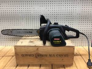 lot 23 image: Craftsman Electric Chainsaw