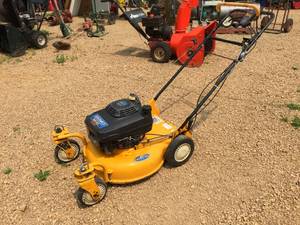 lot 9 image: Cub Cadet SRC 621 Walk Behind Self Propelled Mower
