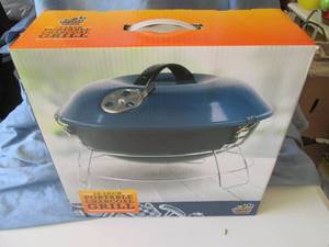 14 portable charcoal grill (new in...