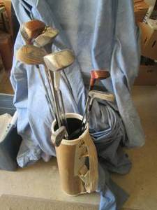 Vintage golf clubs and bag...