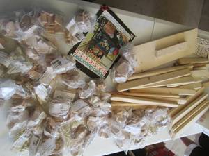 Wood crafting lot (see photos)...