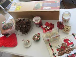 Christmas lot includes 3ft Watervil...