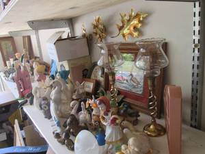 Large lot of Decor items including ...