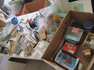 Misc garage lot, includes trowels, ...