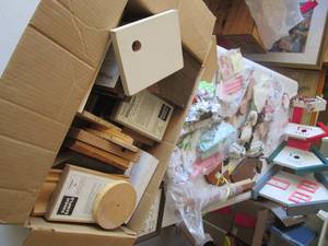 Craft and decor lot with finished a...