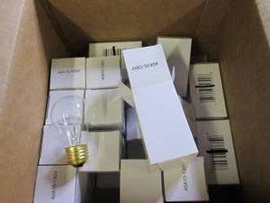 lot 55 image: box of 40 lights ...