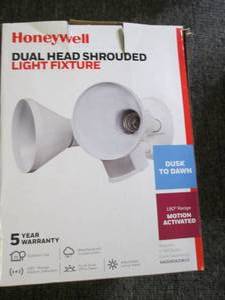 lot 58 image: honeywell dual head shrouded light ...