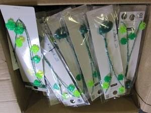 lot 68 image: box of new st patricks day items ...