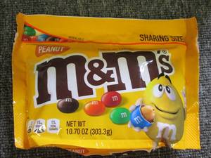 lot 261 image: 710.70 oz nags of peanut m&ms best...