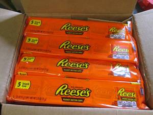 lot 290 image: 285 packs of reeses best buy date ...