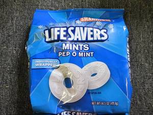 lot 300 image: 414.5 oz bags of lifesavers mints ...