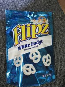 lot 313 image: 65oz bags of flipz white fudge cov...