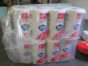 lot 367 image: 8 6 packs of giant roll white clou...